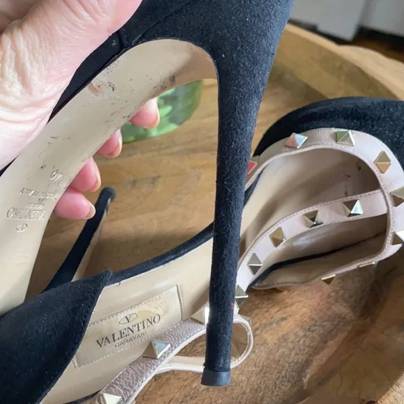 Valentino Garavani peep toe stud high heel size 40 - Picture 4 of 11